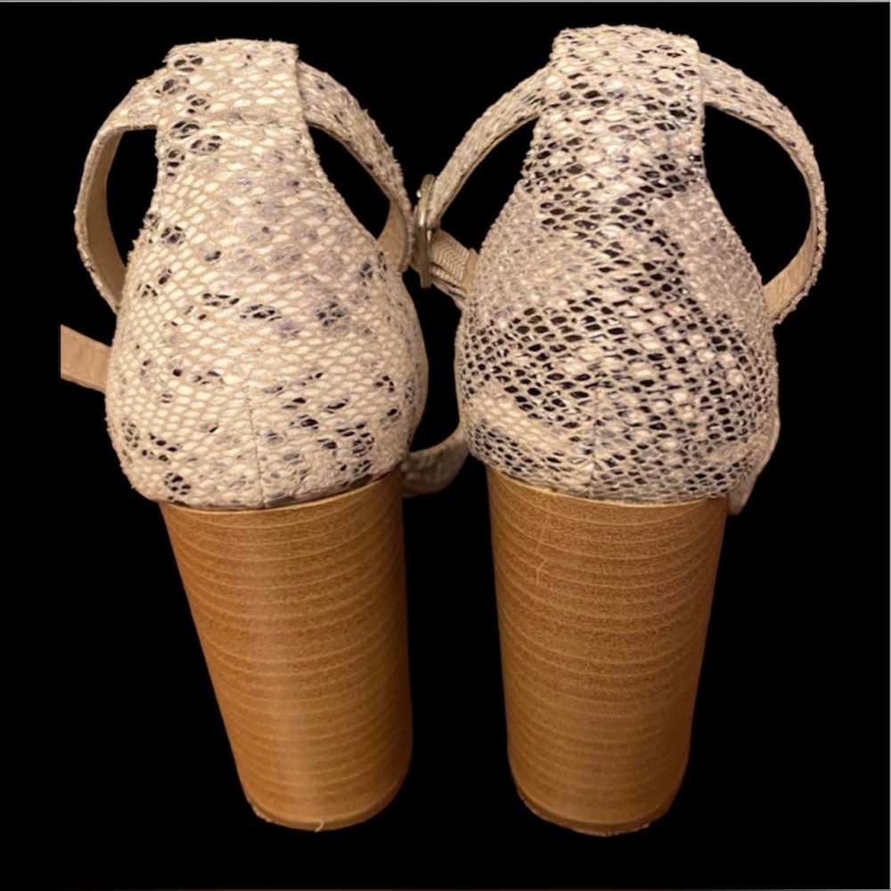 Snakeskin Block Heels 3 1/2 In Euc Worn Twice - image 3